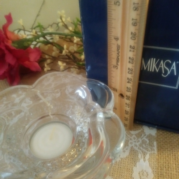 Mikasa Cleat Glass Tea Light - Picture 6 of 6